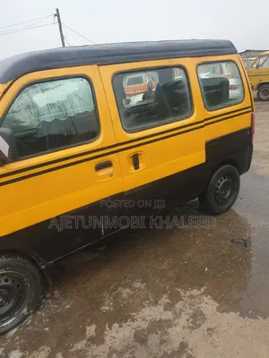 Suzuki APV Minibus 2010 Yellow