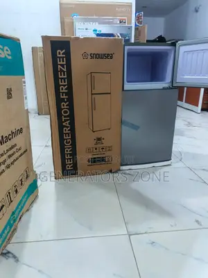 Snowsea BCD-136 Compact Refrigerator 100L