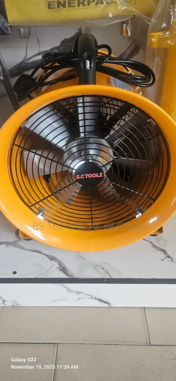 12" Extraction Fan With Hose