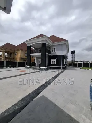 5bdrm Duplex in Idu for rent