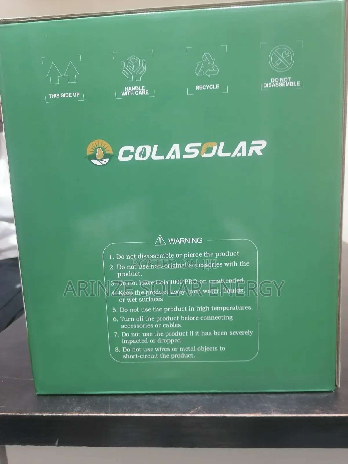 The COLA 1000 Pro Solar Power Generator