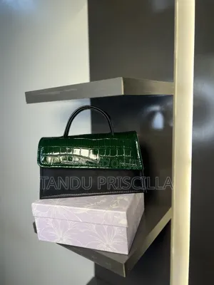 Enoblimitlessdesigns Hand Made Bags