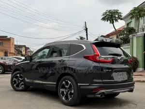 Honda CR-V Touring 4dr SUV AWD (1.5L 4cyl CVT) 2017 Gray