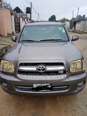 Toyota Sequoia 2005 Silver
