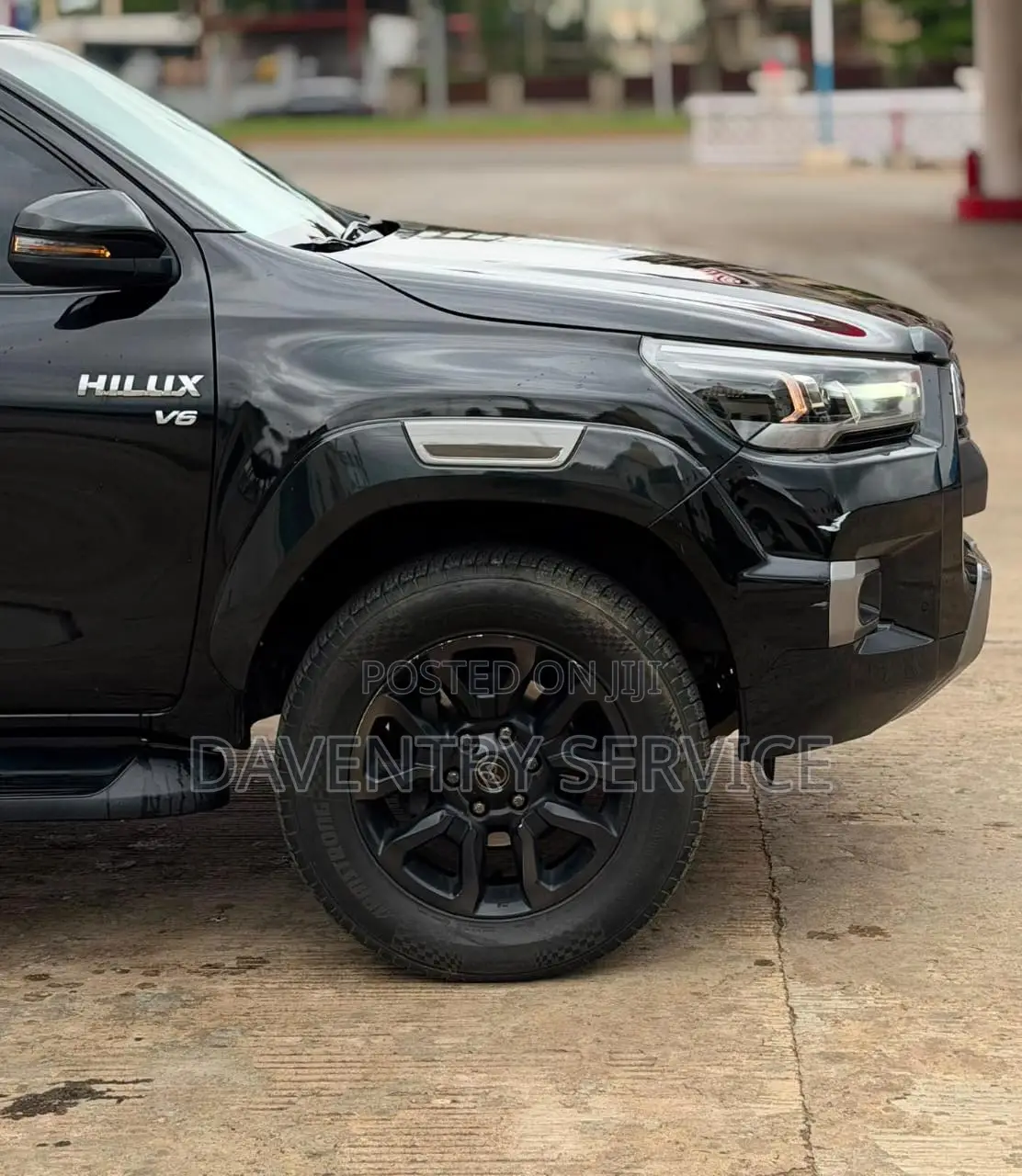 Toyota Hilux 2021 Black