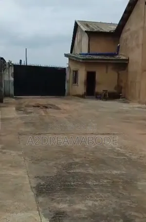 Nicely Placed Warehouse
