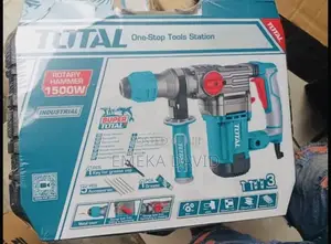 Total 1500W Rotary Hammer Machine.