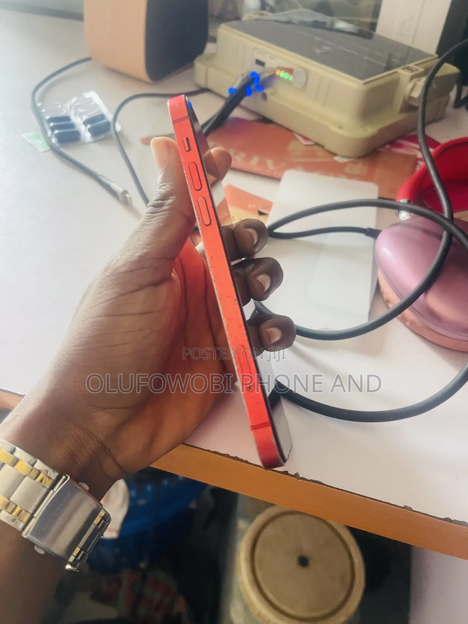 Apple iPhone 12 64 GB Red
