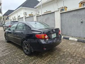 Toyota Corolla 2009 Black