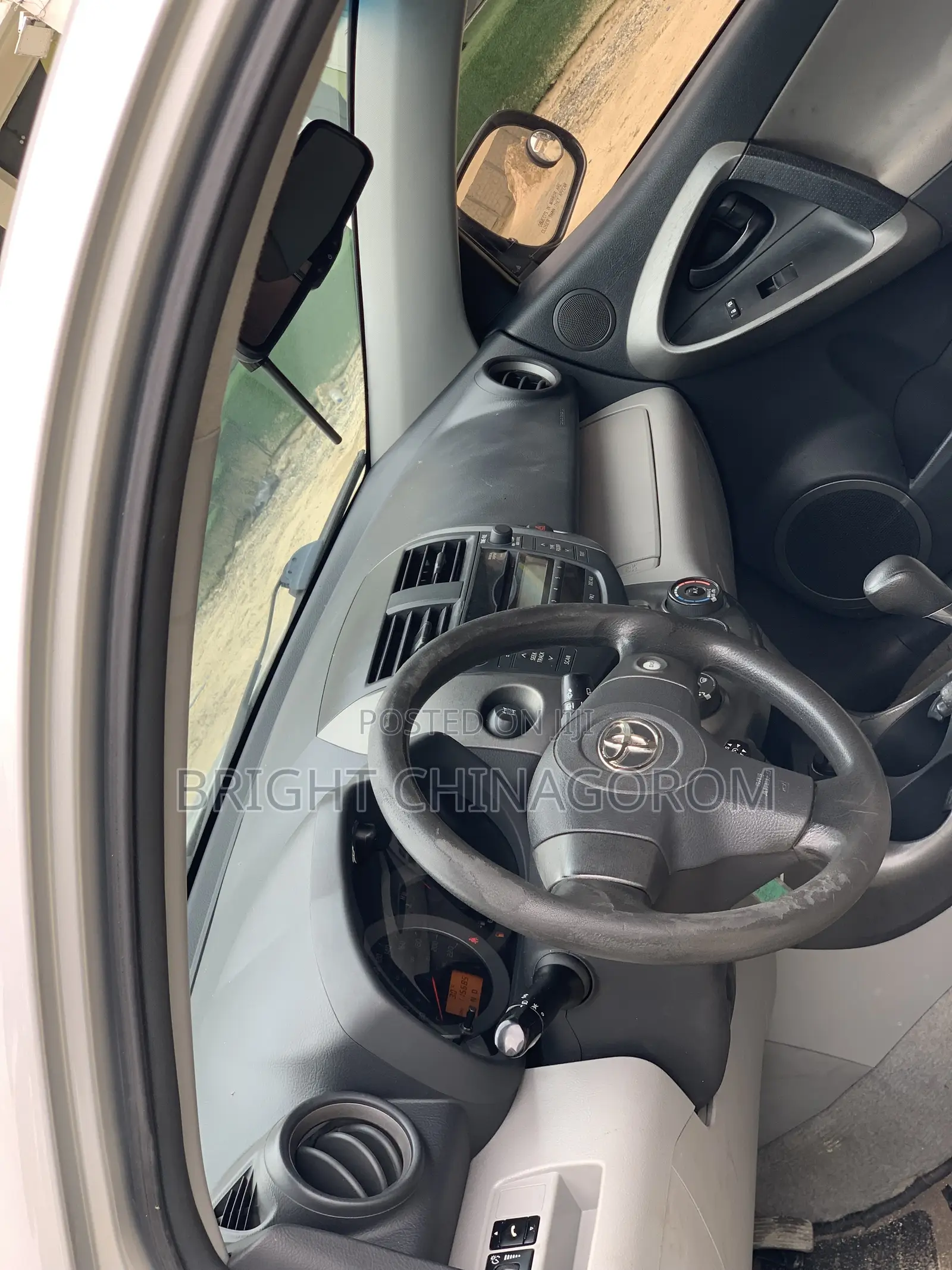 Toyota RAV4 2010 Silver