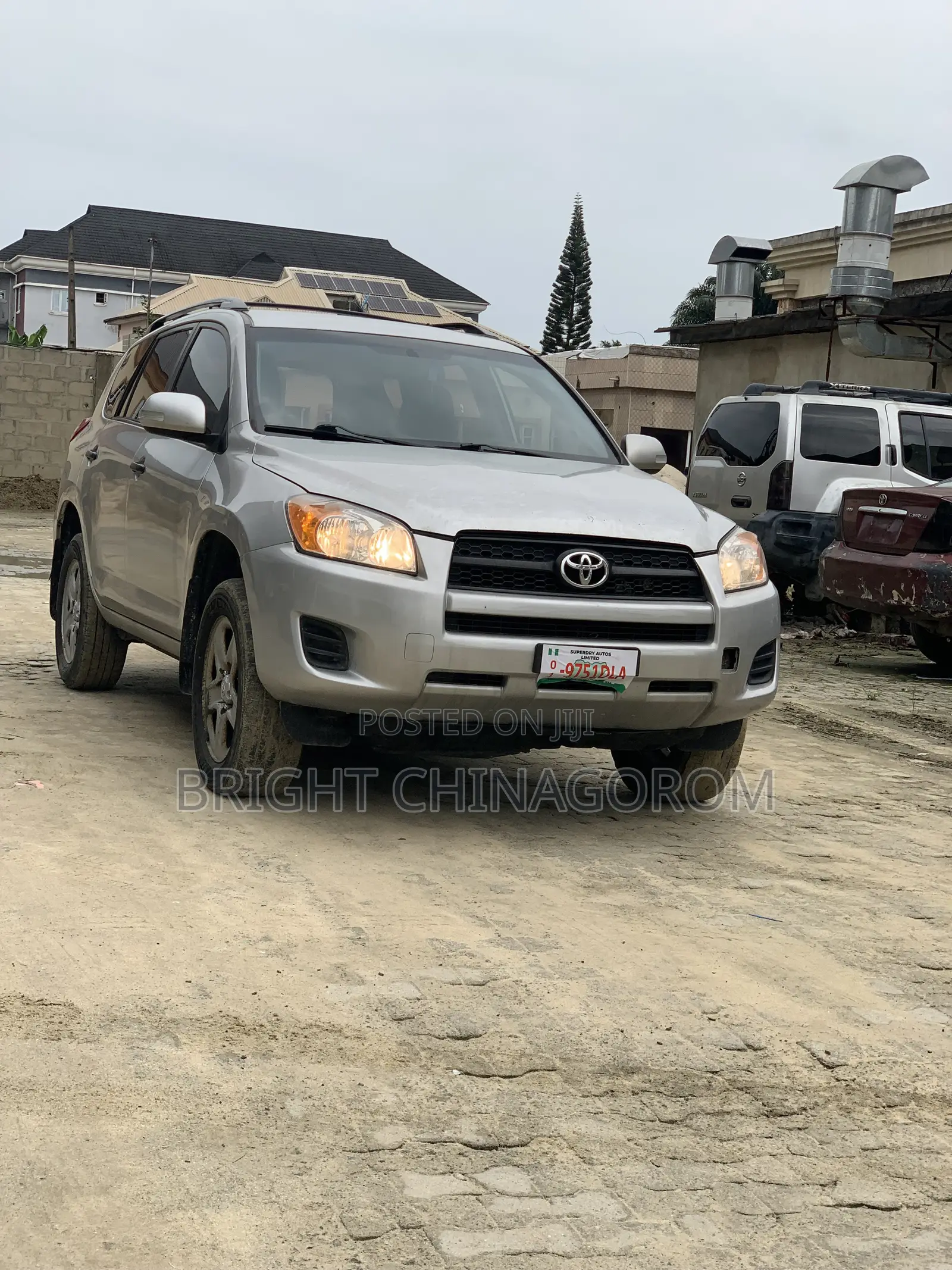 Toyota RAV4 2010 Silver