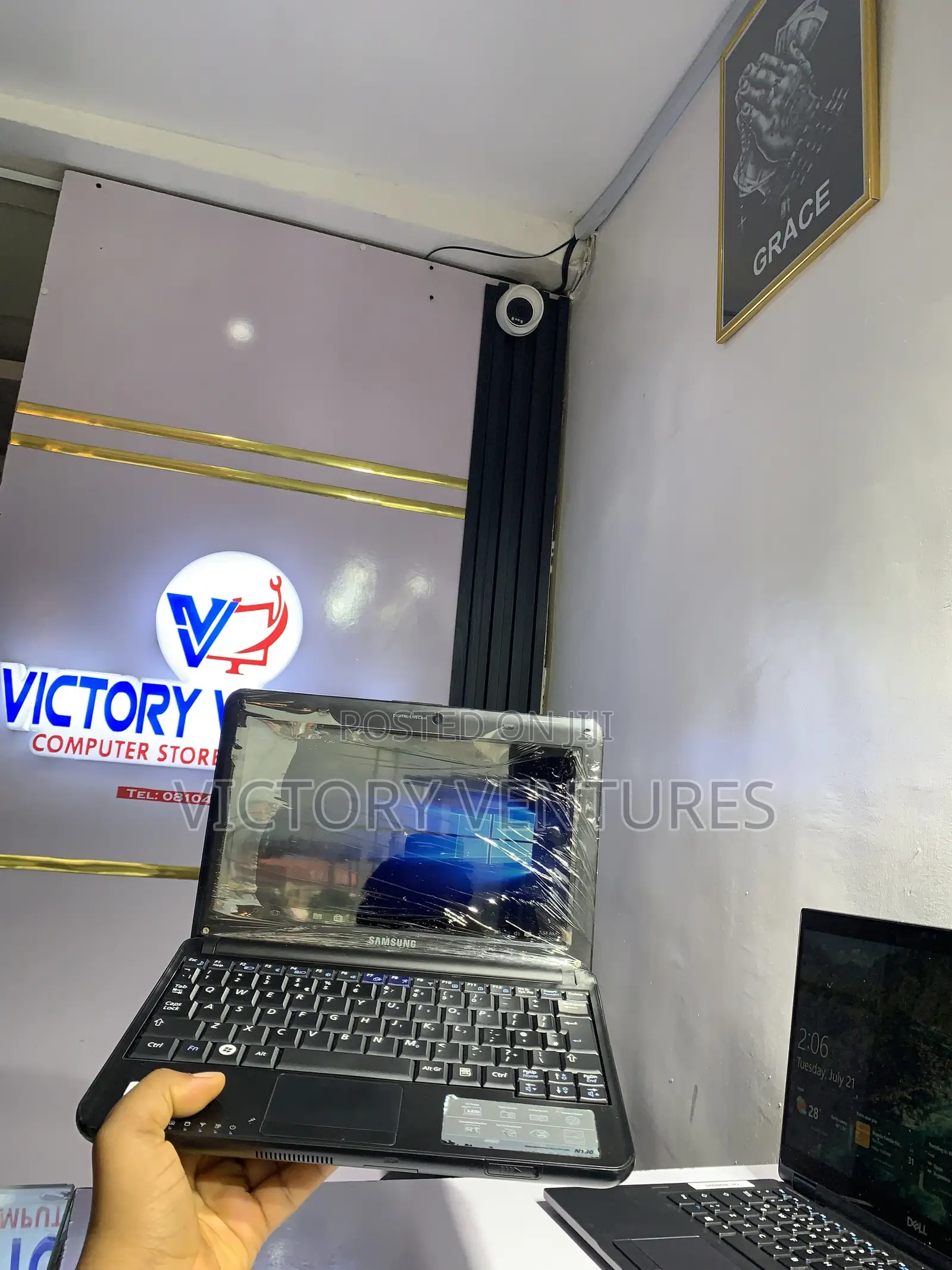 New Laptop Samsung N130 1GB Intel Atom HDD 250GB