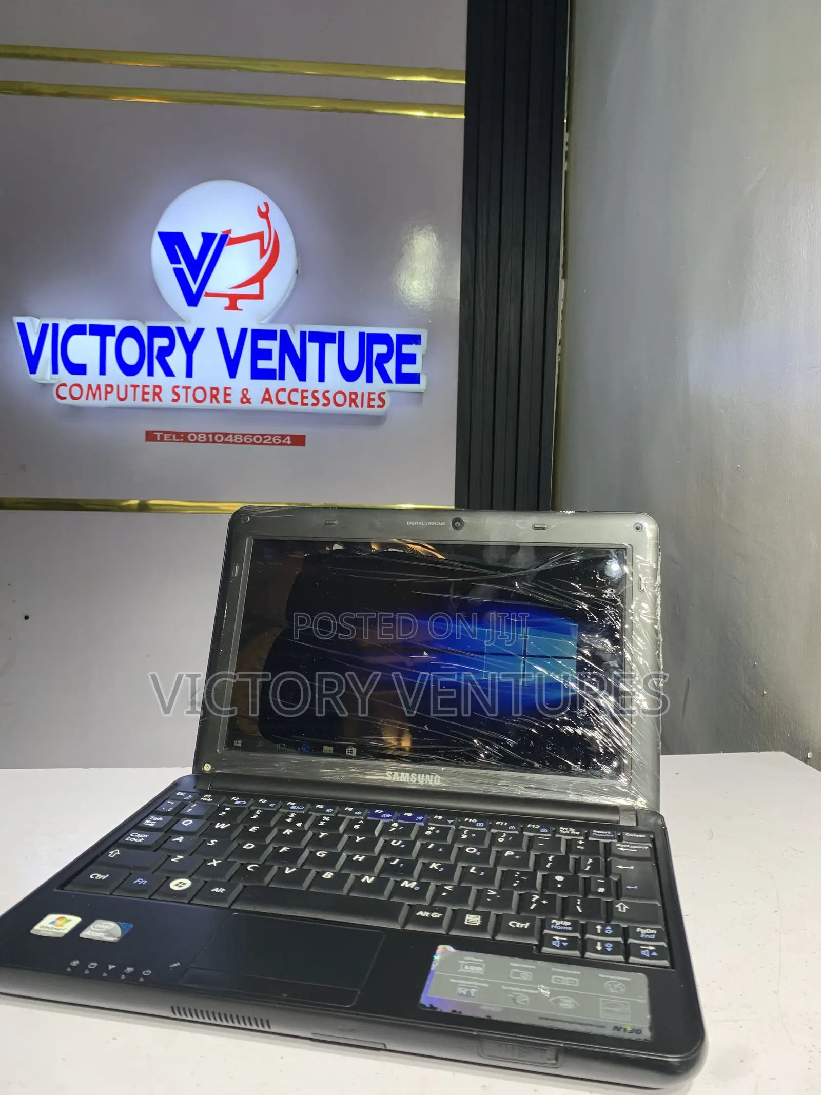 New Laptop Samsung N130 1GB Intel Atom HDD 250GB