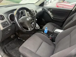 Toyota Matrix Standard AWD (1.8L 4cyl 4A) 2004 Silver