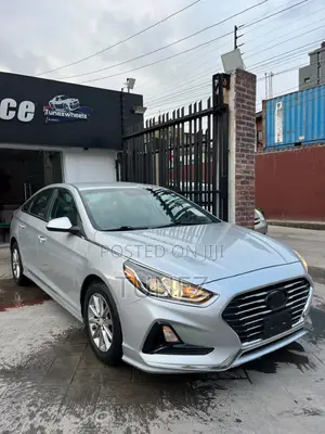 Hyundai Sonata SE 2018 Silver