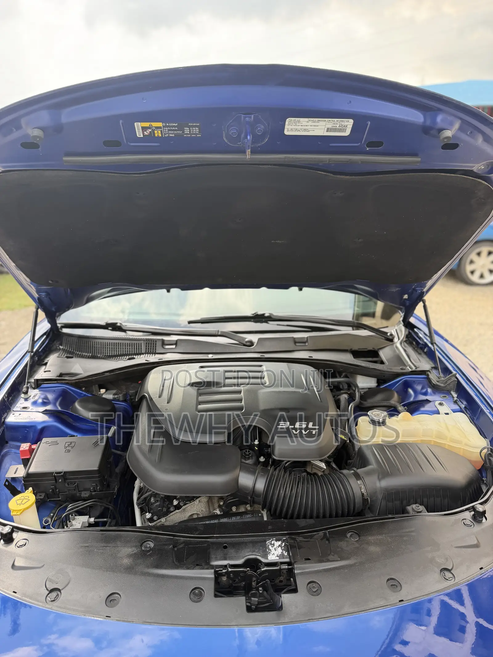 Dodge Charger 2020 Blue