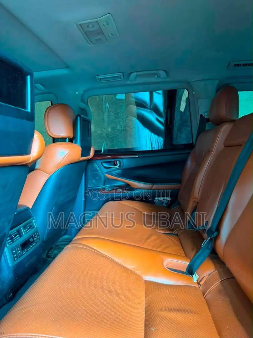 Lexus LX 570 AWD 2014 Black