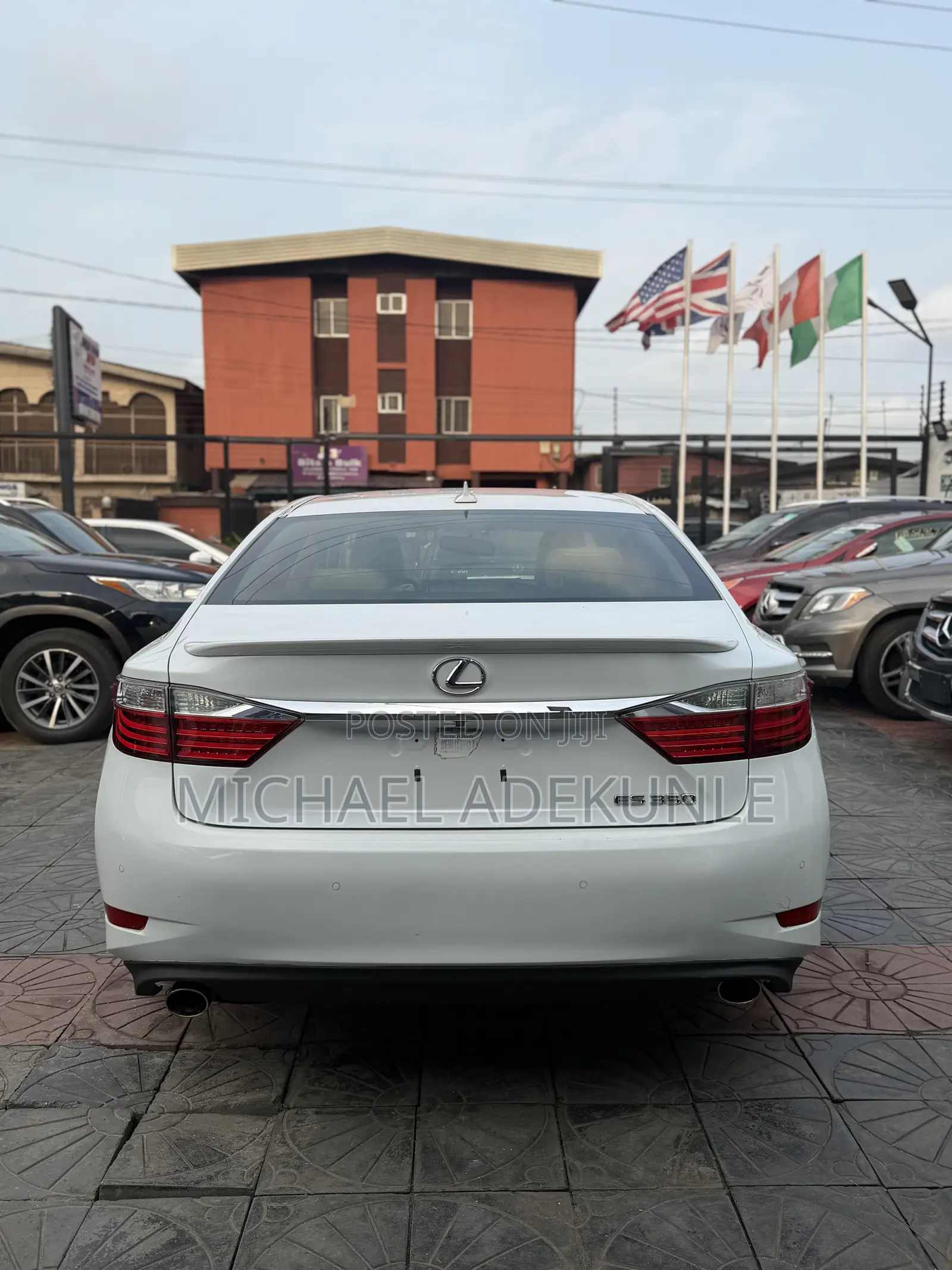 Lexus ES 2013 White