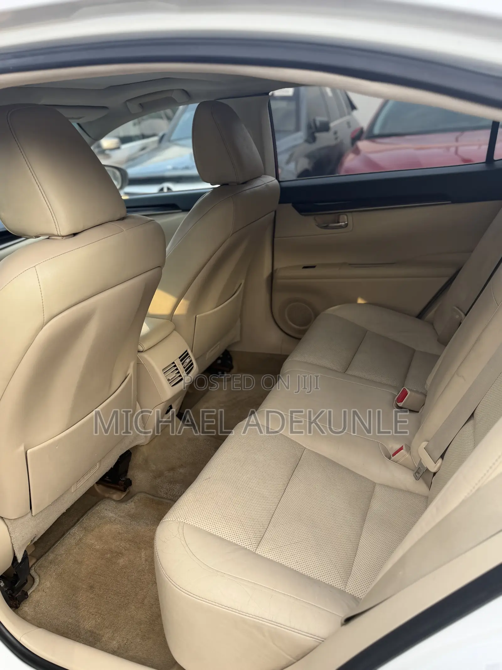 Lexus ES 2013 White
