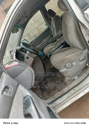 Toyota Sienna 2005 Silver