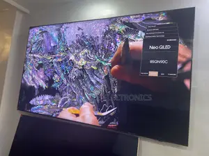 85” Samsung Neo Qled QHDR Smart TV .