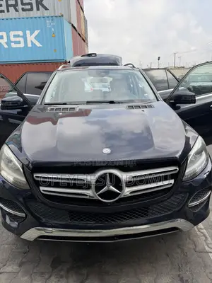 Mercedes-Benz GLE-Class GLE 350d 4MATIC 2017 Blue