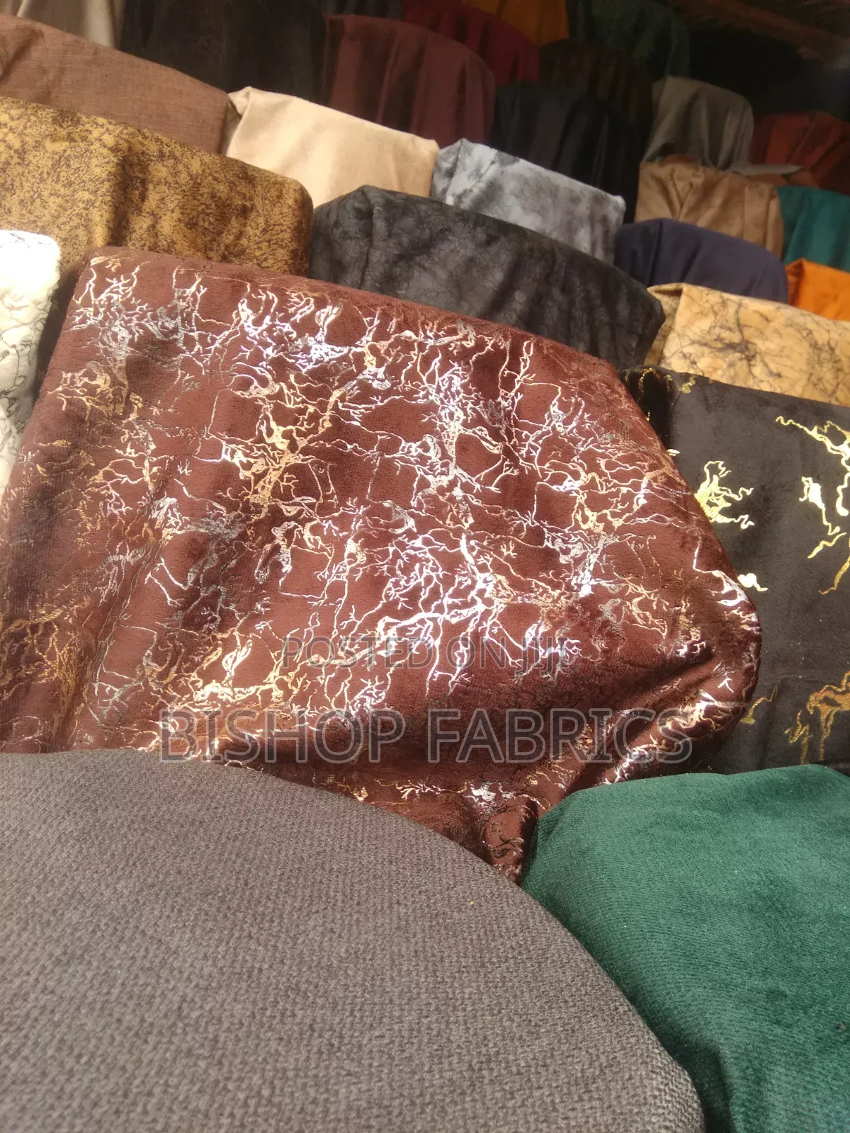 Fabric for Chair, Throw Pillows and Decorations