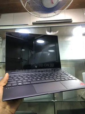 Laptop HP Envy x360 8GB AMD Ryzen 5 SSD 256GB