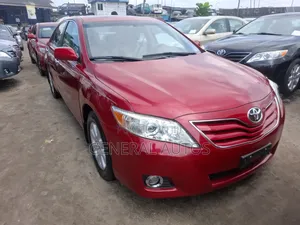 Toyota Camry LE 4dr Sedan (2.5L 4cyl 6A) 2011 Maroon
