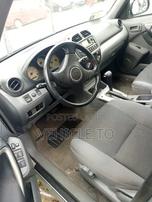 Toyota RAV4 Automatic 2003 Silver