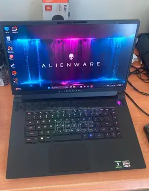 Laptop Alienware 17 R5 8GB AMD Ryzen 7 SSD 1T