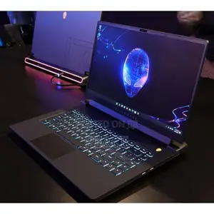 Laptop Alienware 17 R5 8GB AMD Ryzen 7 SSD 1T