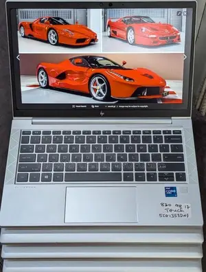 Laptop HP EliteBook 830 G8 16GB Intel Core i7 SSD 512GB