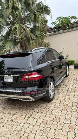 Mercedes-Benz M Class 2013 Black