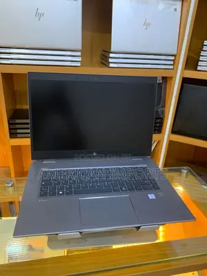 Laptop HP ZBook Studio G5 16GB Intel Xeon SSD 512GB