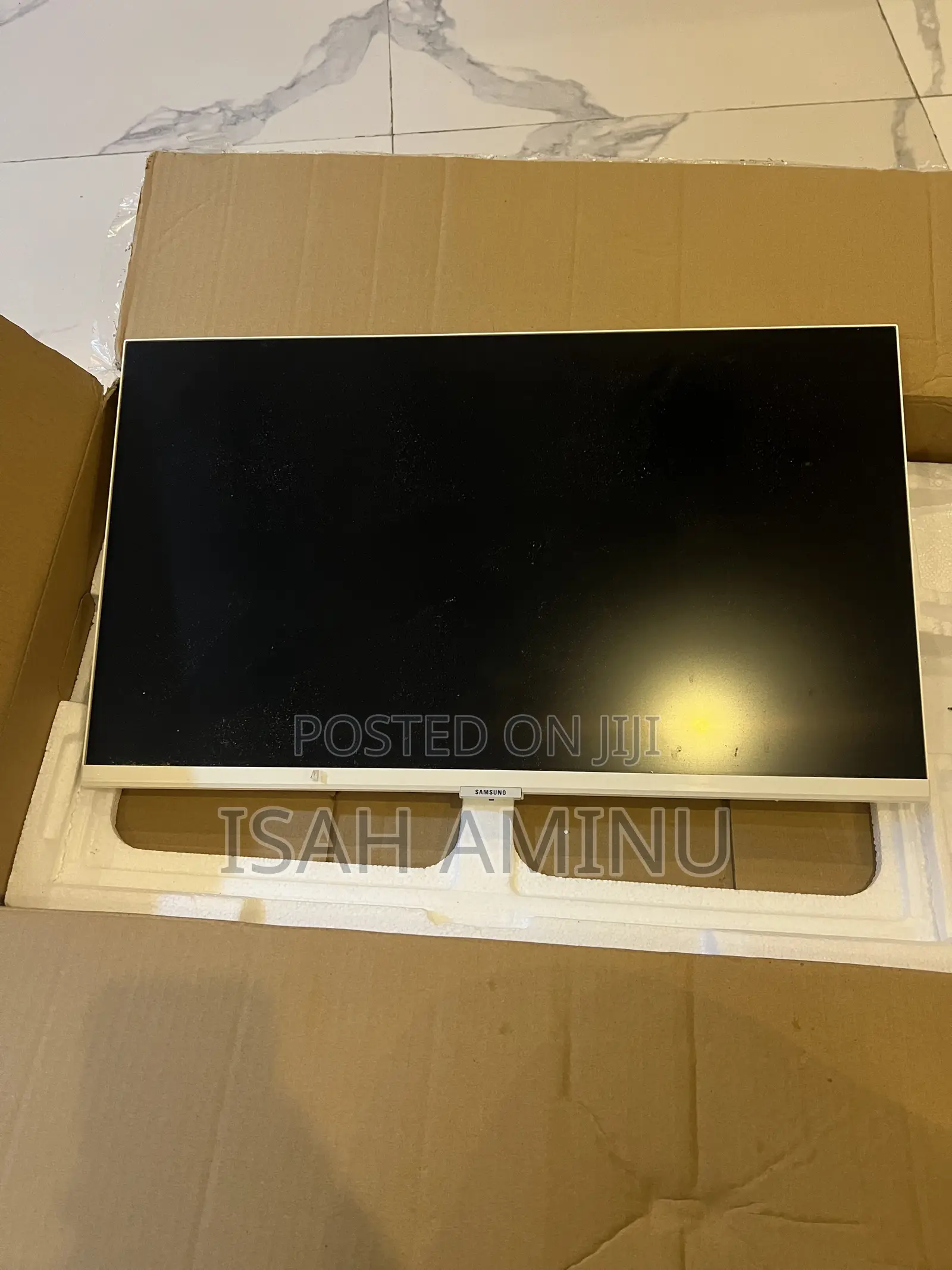 Samsung Smart Monitor M5