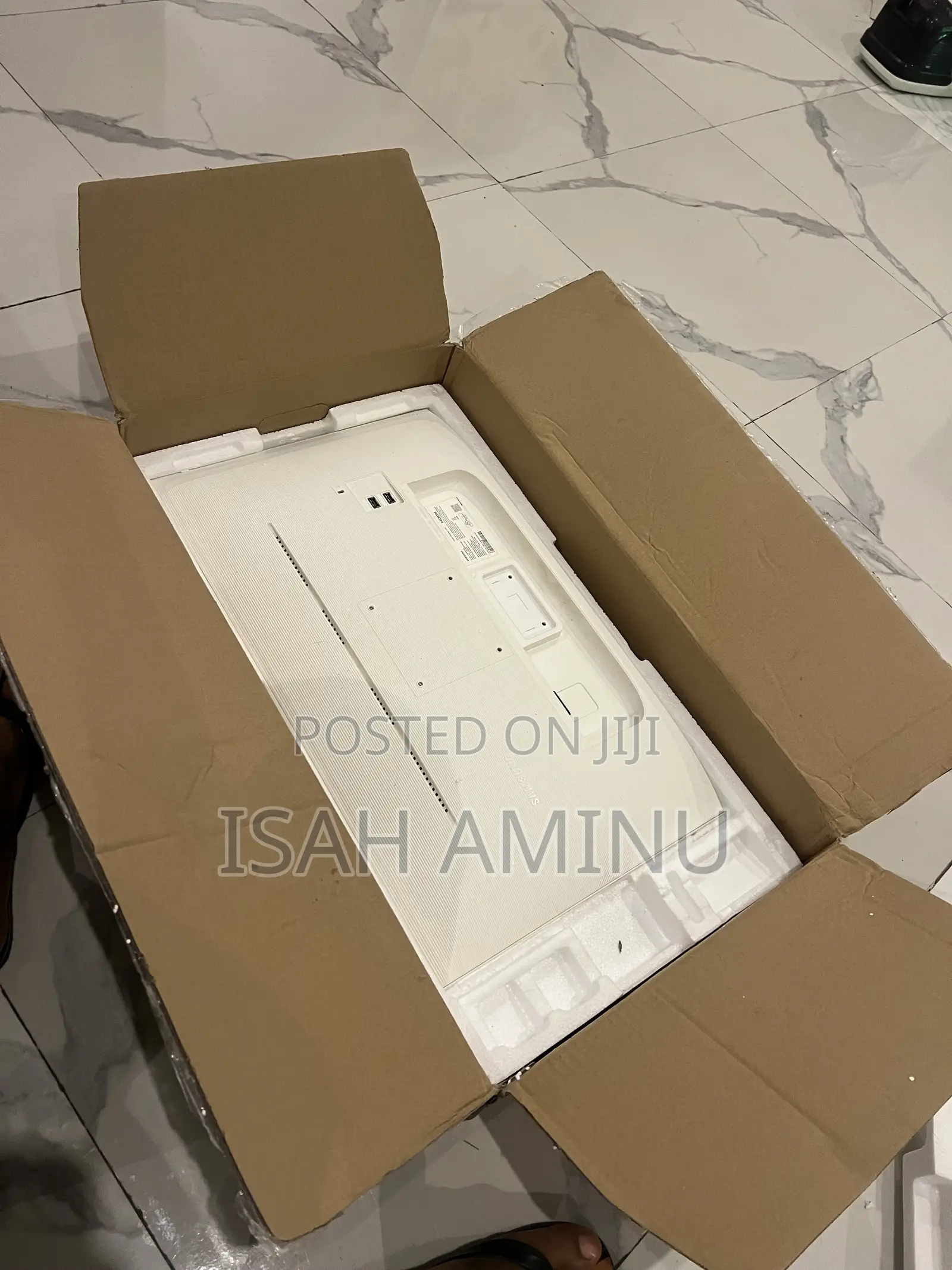 Samsung Smart Monitor M5