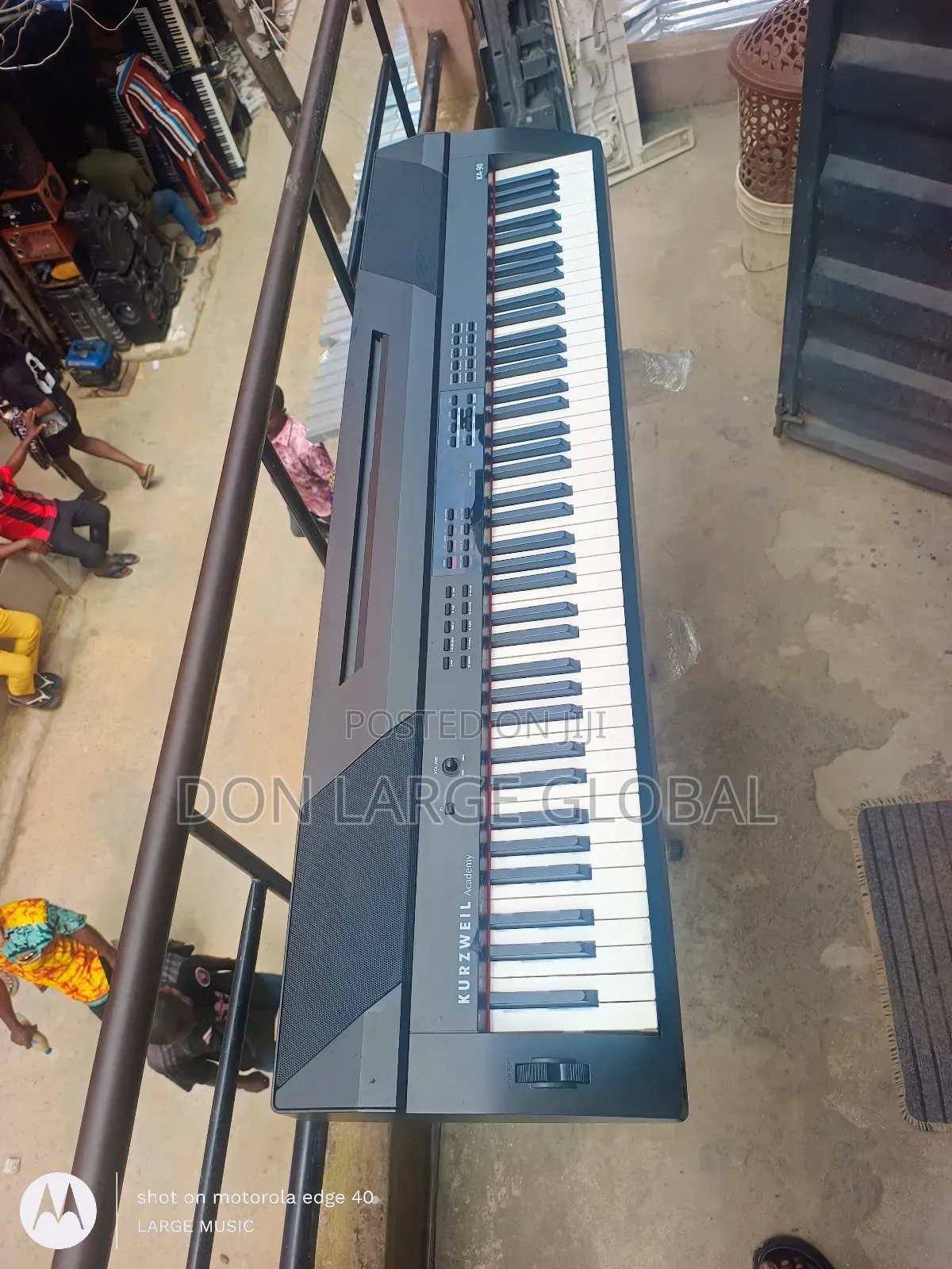 Kurzweil Ka-90 Keyboard