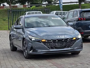 Hyundai Elantra 2021