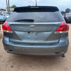 Toyota Venza 2010 Green