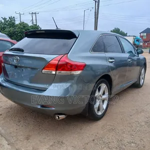 Toyota Venza 2010 Green