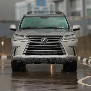Lexus LX 2018 Silver