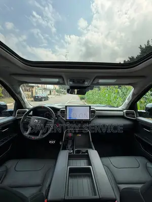 Toyota Tundra Hybrid 2025 Black