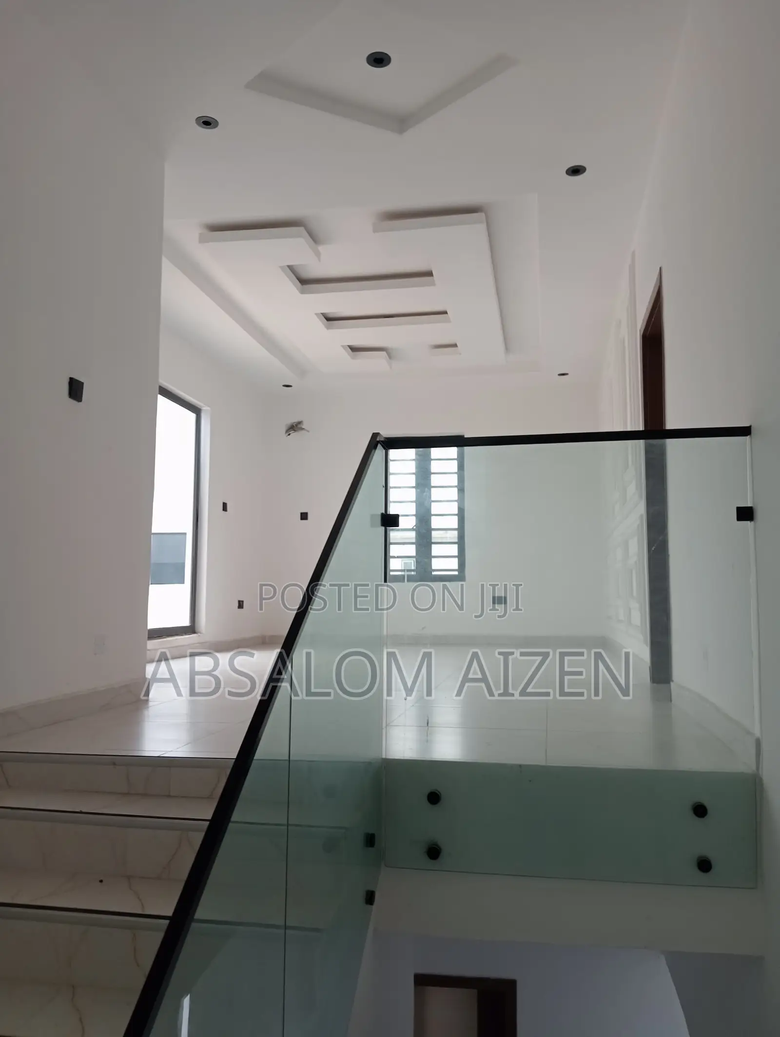 Fully Detached 6 Bedroom House With Bq