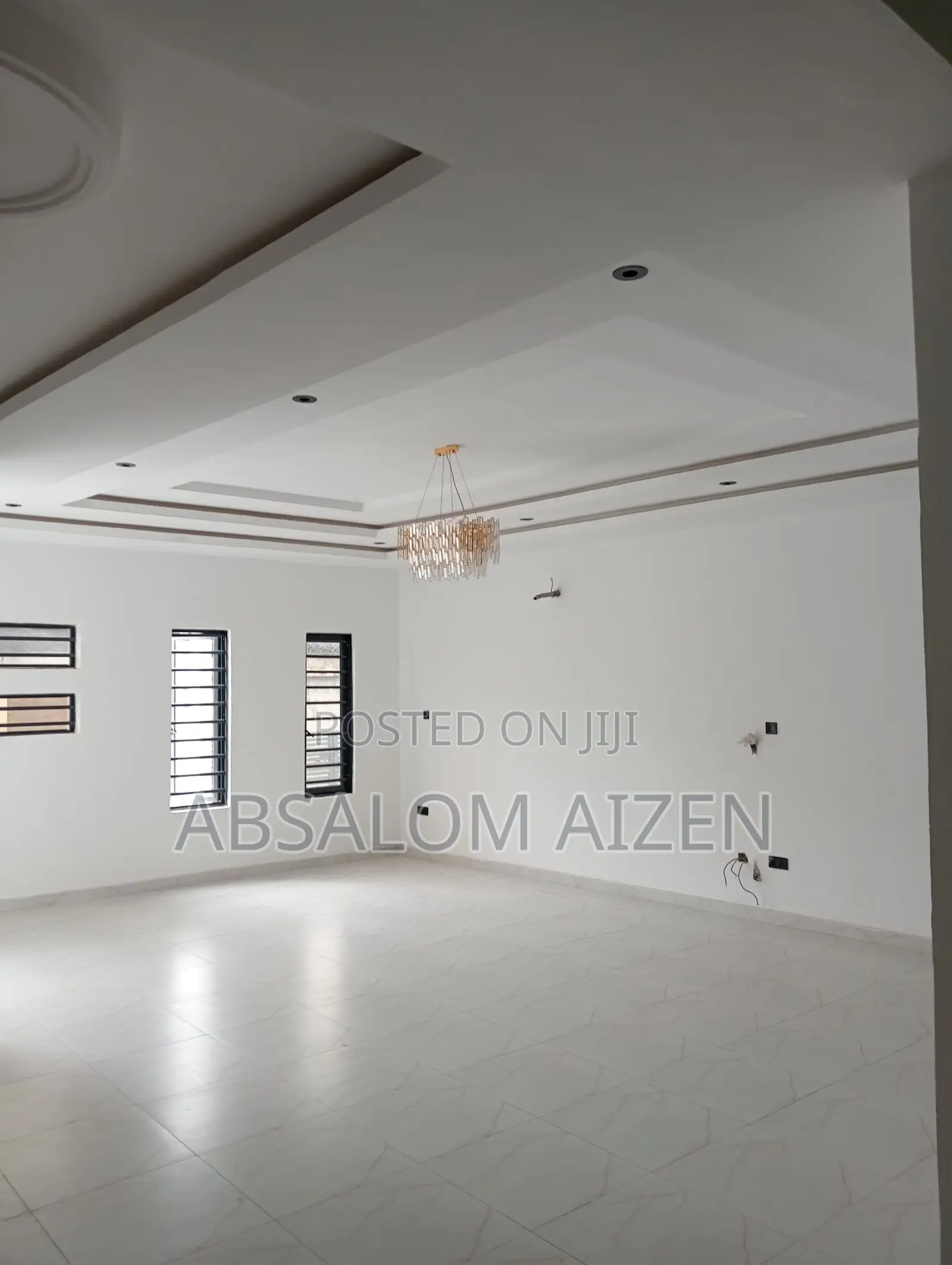 Fully Detached 6 Bedroom House With Bq