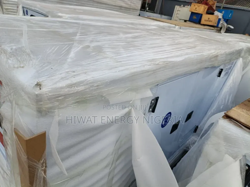 3 Phase 150kva Perkins Sound Proof Diesel Generator