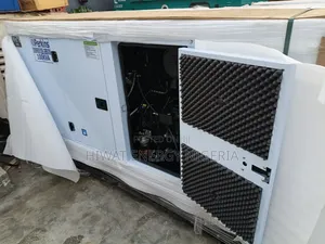 3 Phase 150kva Perkins Sound Proof Diesel Generator