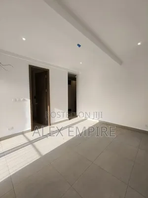 2bdrm Apartment in Lekki Phase 1 for rent