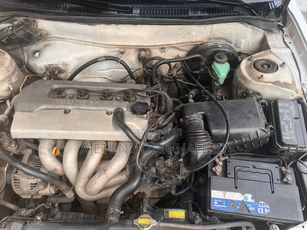 Toyota Corolla 2000 White