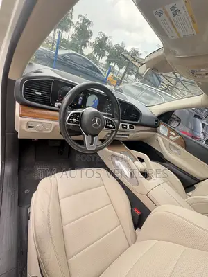Mercedes-Benz GLE-Class 2019 White